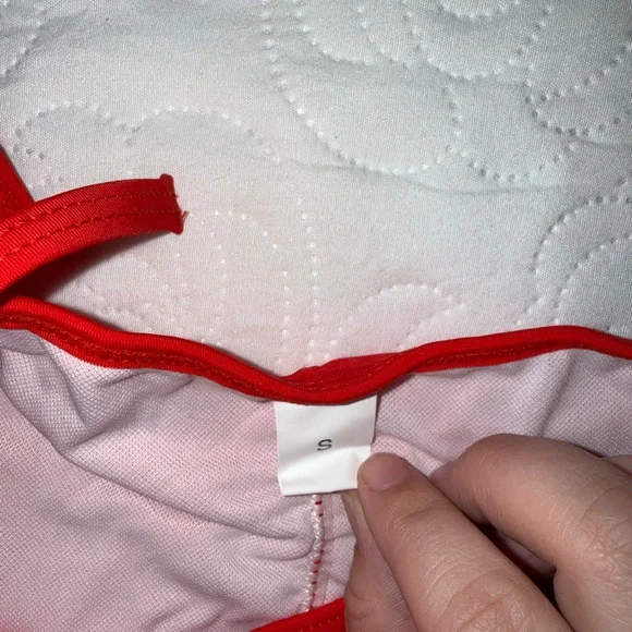Suvimuga - Red Triangle Tie Bikini Top & Tie-Side Bottoms - Size Small - Picture 7 of 7